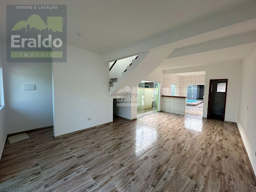 Sobrado em Balneário Caravelas - Matinhos, PR