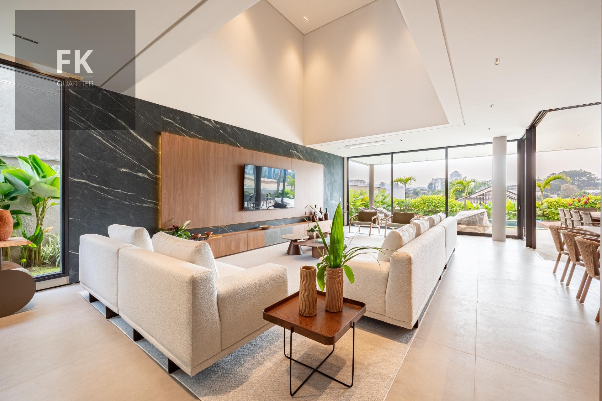 Casa à venda com 4 quartos, 4 suítes, 3 vagas e 535m² no Alphaville Residencial Dois, Barueri (SP) — foto 6 de 30