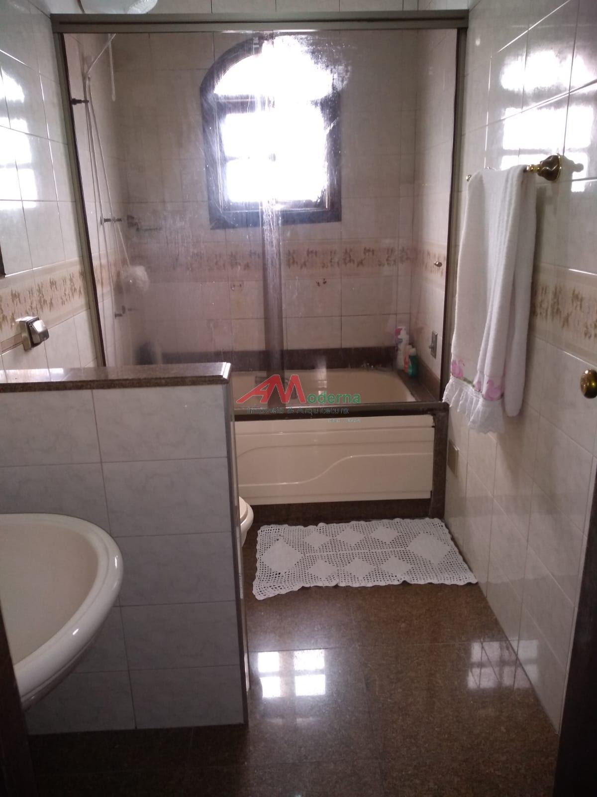 Casa à venda com 4 quartos, 1 suíte, 4 vagas e 322m² no Rudge Ramos, São Bernardo do Campo (SP) — foto 19 de 20