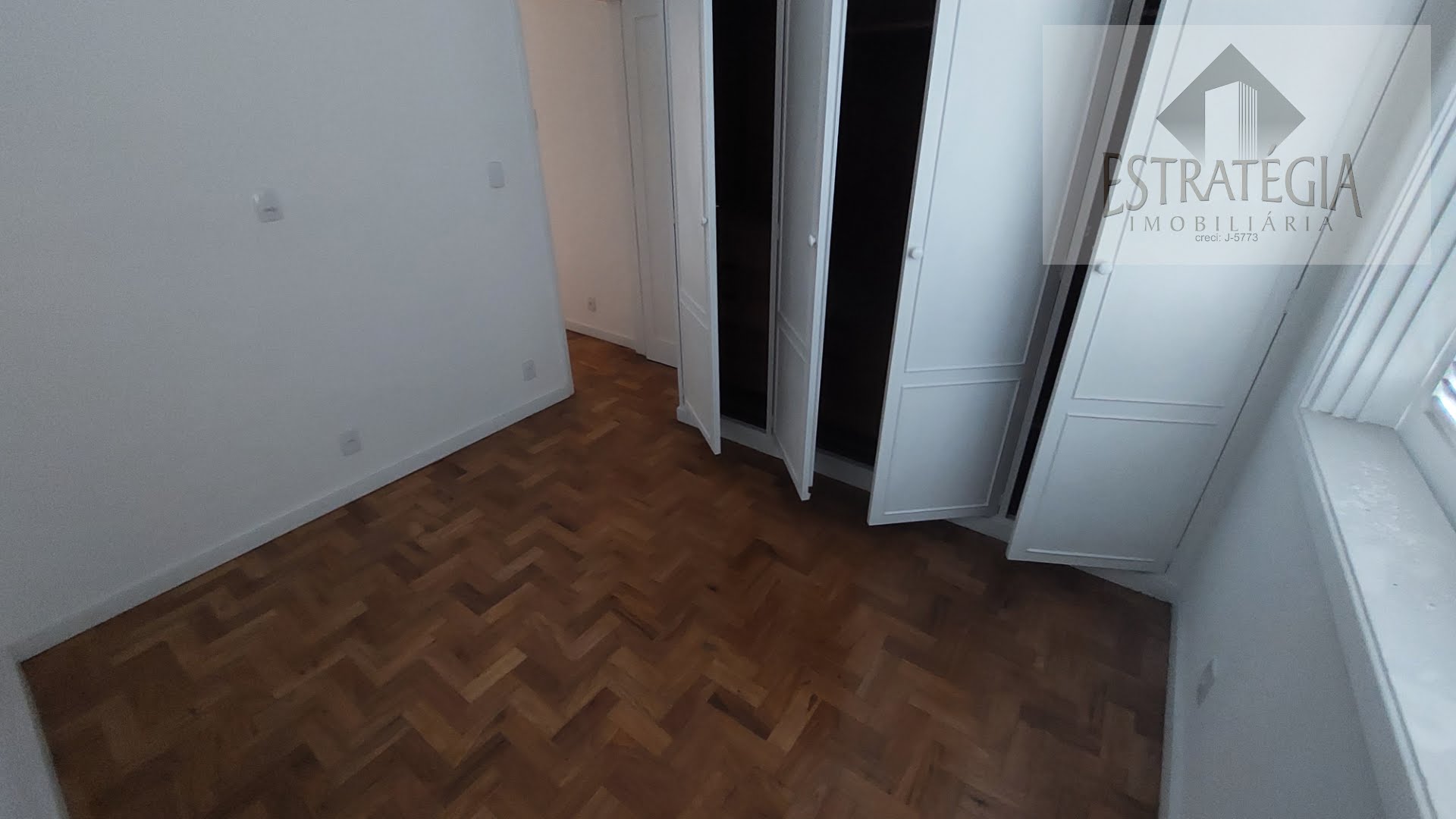Apartamento à venda com 2 quartos, 1 banheiro, 1 vaga e 84m² no Saldanha Marinho, Petrópolis (RJ) — foto 7 de 9