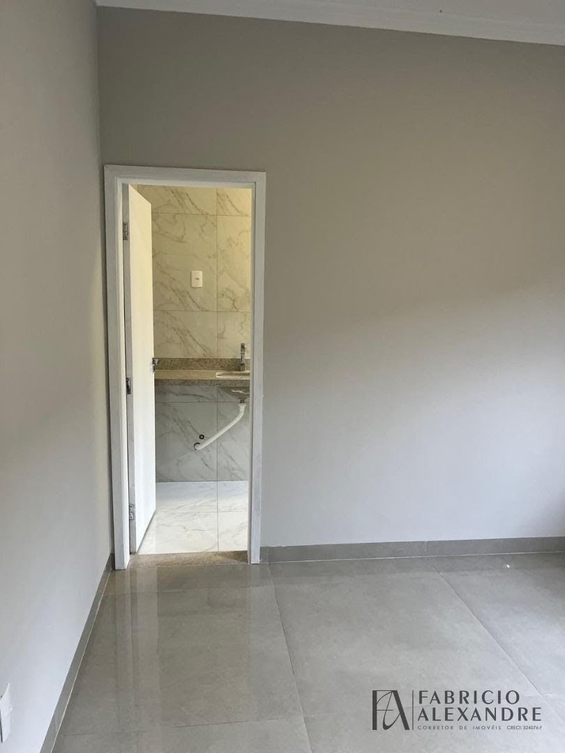 Casa à venda com 3 quartos, 1 suíte, 2 vagas e 100m² no Set Sul II, São José do Rio Preto (SP) — foto 2 de 22