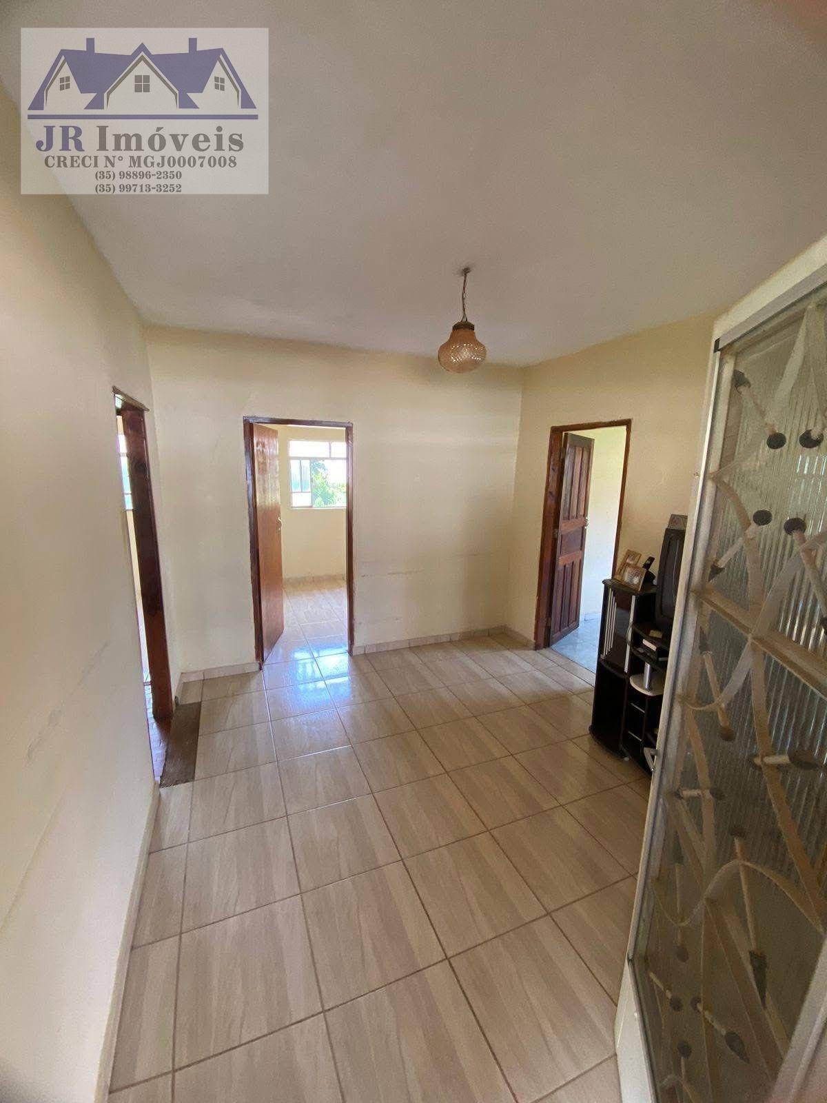 Casa à venda com 5 quartos, 1 suíte, 3 vagas e 341m² no Sossêgo, Piranguinho (MG) — foto 2 de 14