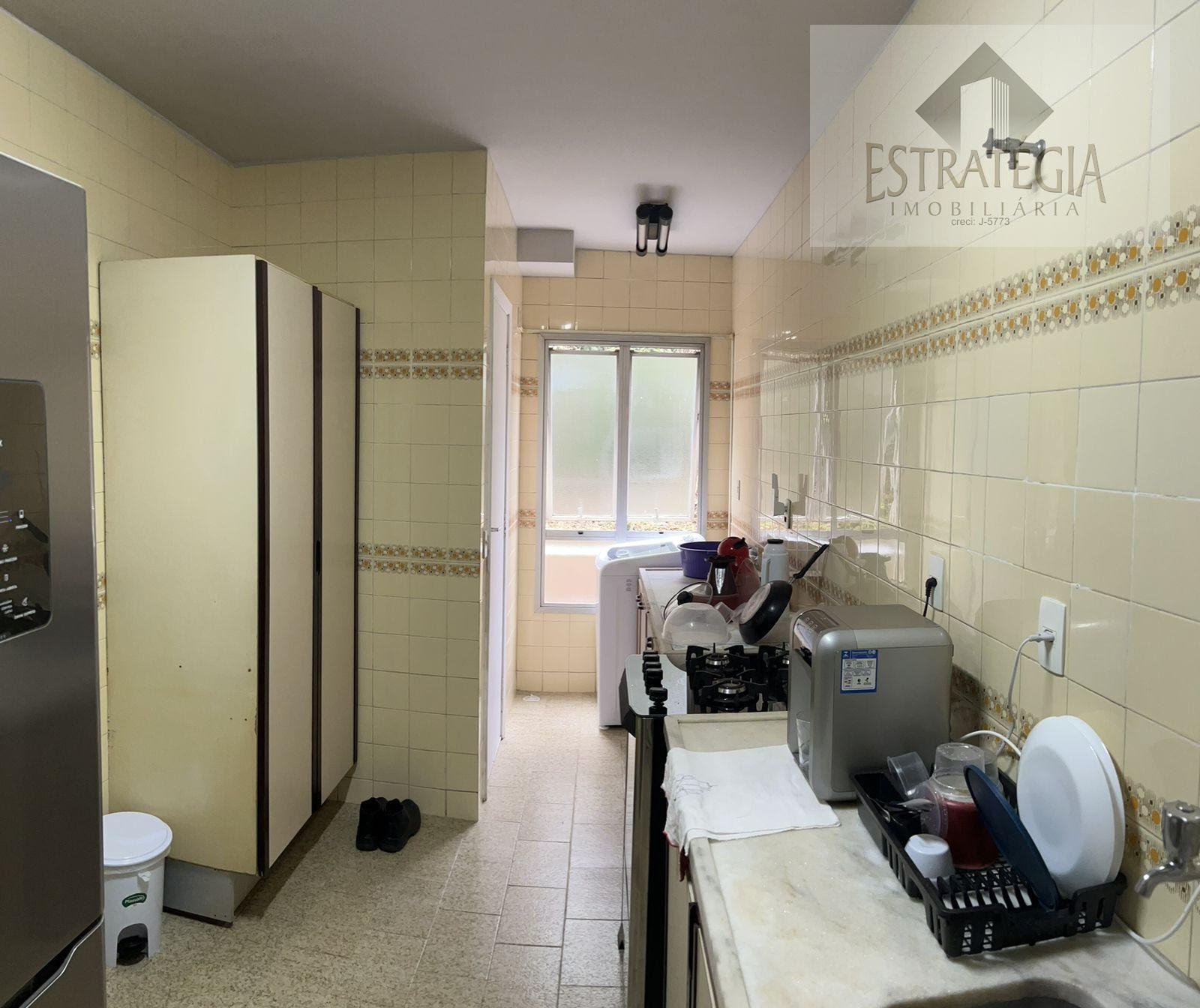 Apartamento à venda com 2 quartos, 1 banheiro, 1 vaga e 80m² no Centro, Petrópolis (RJ) — foto 7 de 8