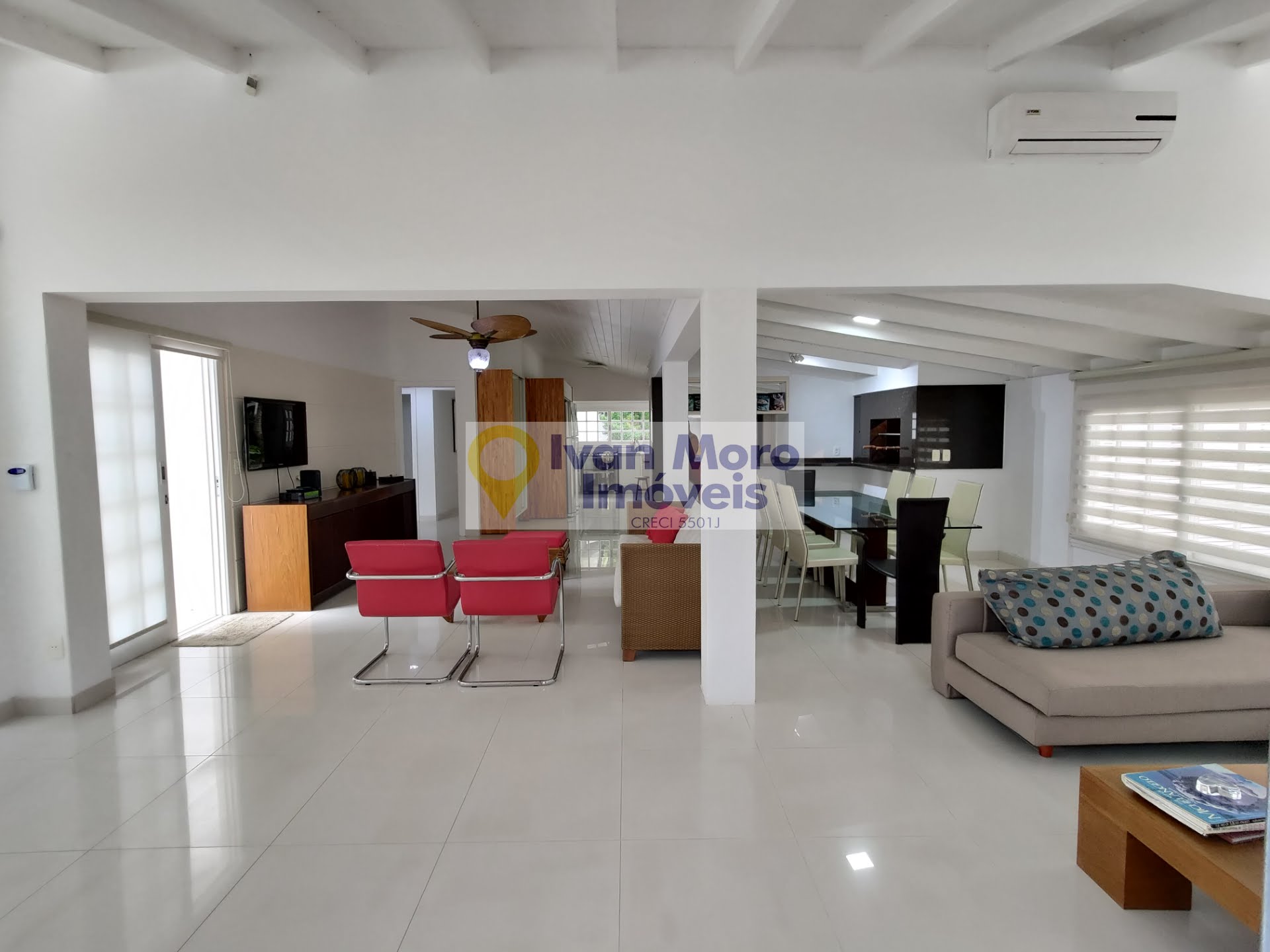 Casa à venda com 4 quartos, 4 suítes, 2 vagas e 200m² no Jurerê Internacional, Florianópolis (SC) — foto 7 de 30