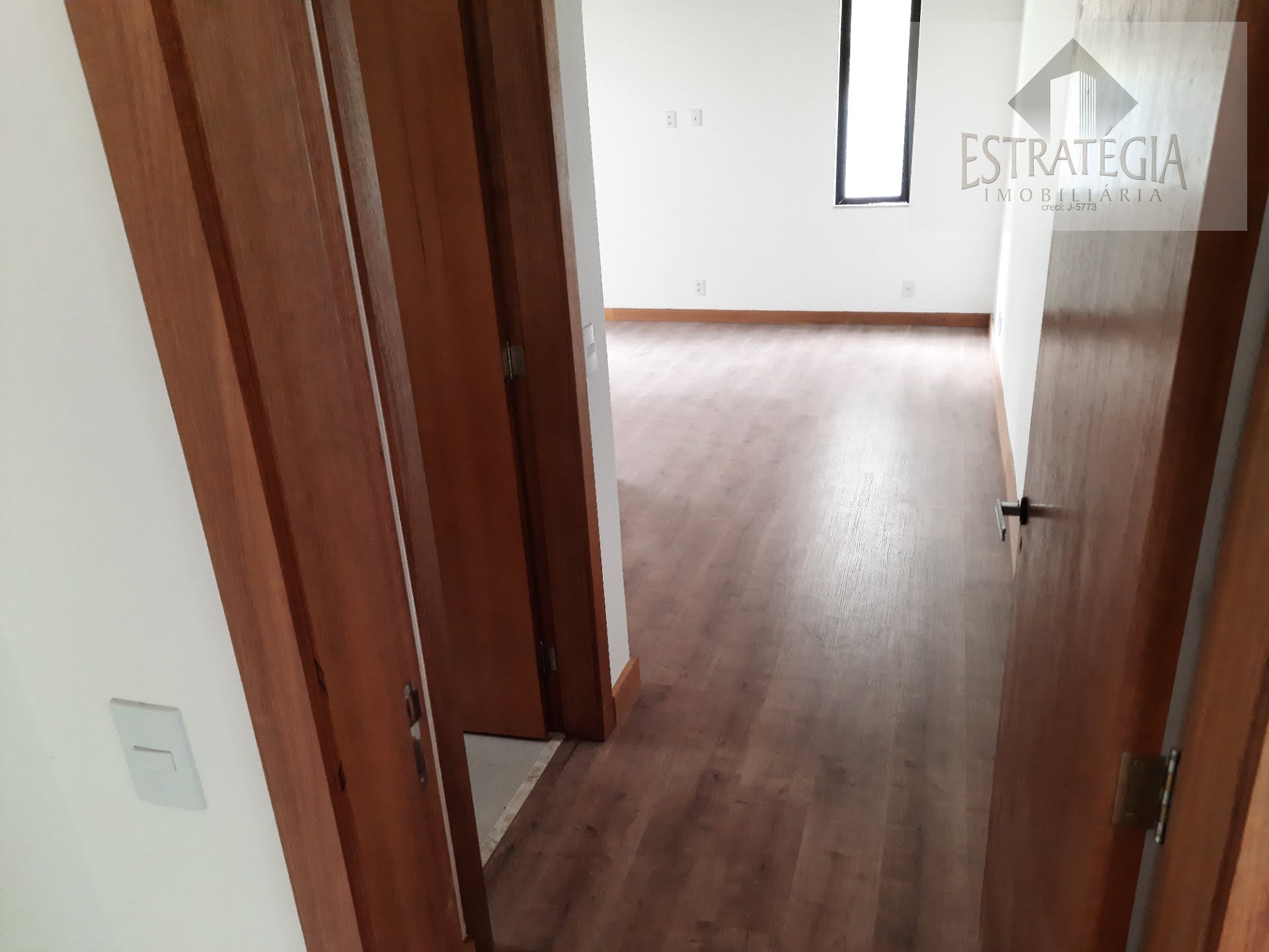 Casa à venda com 3 quartos, 2 suítes, 3 vagas e 230m² no Duarte Silveira, Petrópolis (RJ) — foto 10 de 21