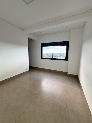 Apartamento em São Francisco  -  Campo Grande