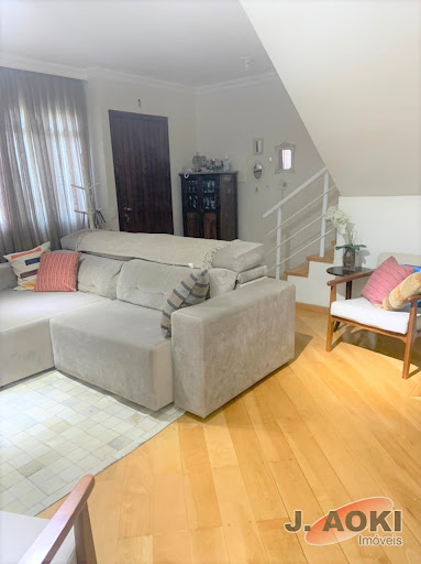 Casa de condomínio sobrado de 112 m² com 3 quartos em Saúde