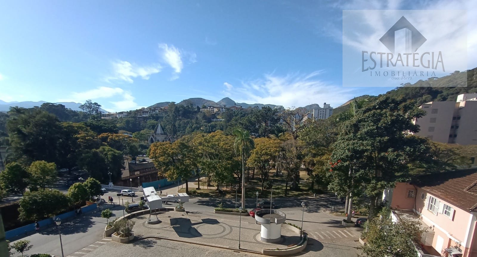 Apartamento à venda com 4 quartos, 2 suítes, 3 vagas e 250m² no Centro, Petrópolis (RJ) — foto 29 de 30
