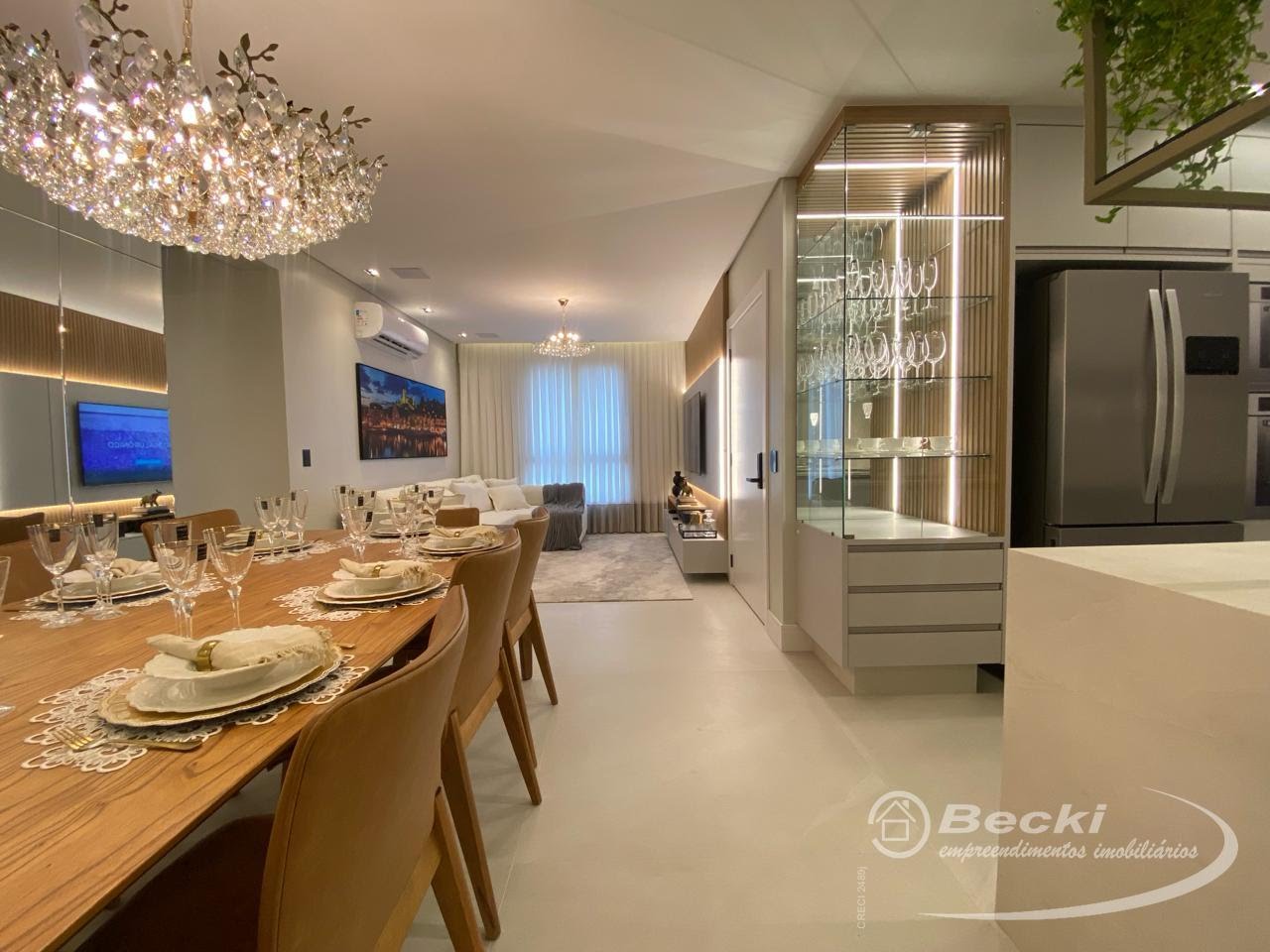 Apartamento à venda com 3 quartos, 2 suítes, 2 vagas e 118m² no América, Joinville (SC) — foto 9 de 15