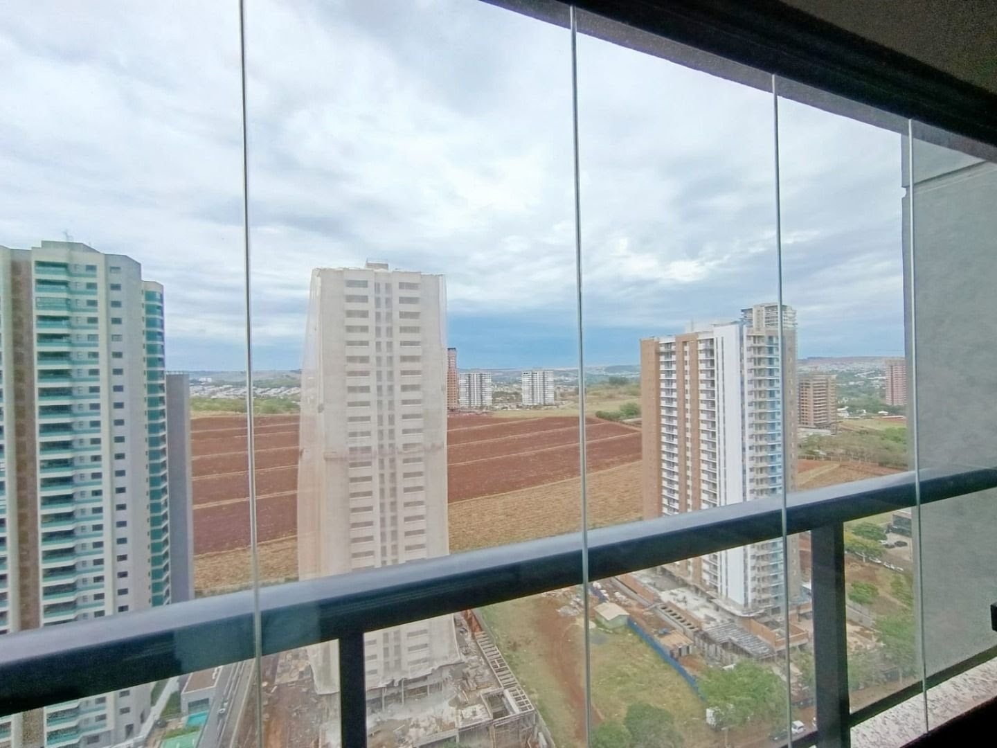 Apartamento à venda com 3 quartos, 3 suítes, 3 vagas e 154m² no Jardim Olhos D Agua, Ribeirão Preto (SP) — foto 26 de 30