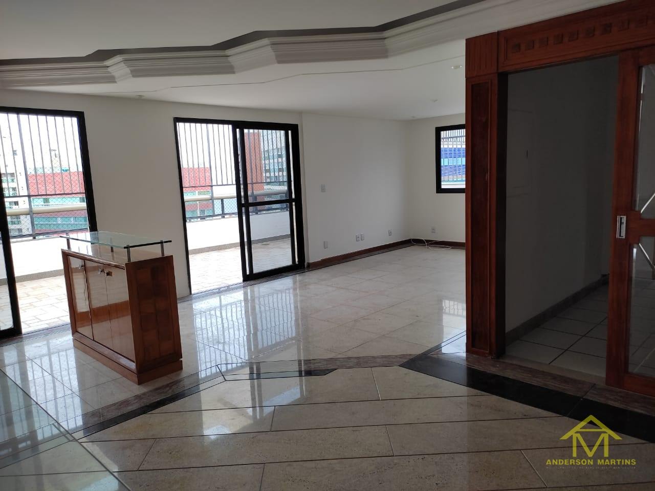 Cobertura à venda com 4 quartos, 5 banheiros, 3 vagas e 285m² no Praia da Costa, Vila Velha (ES) — foto 9 de 10
