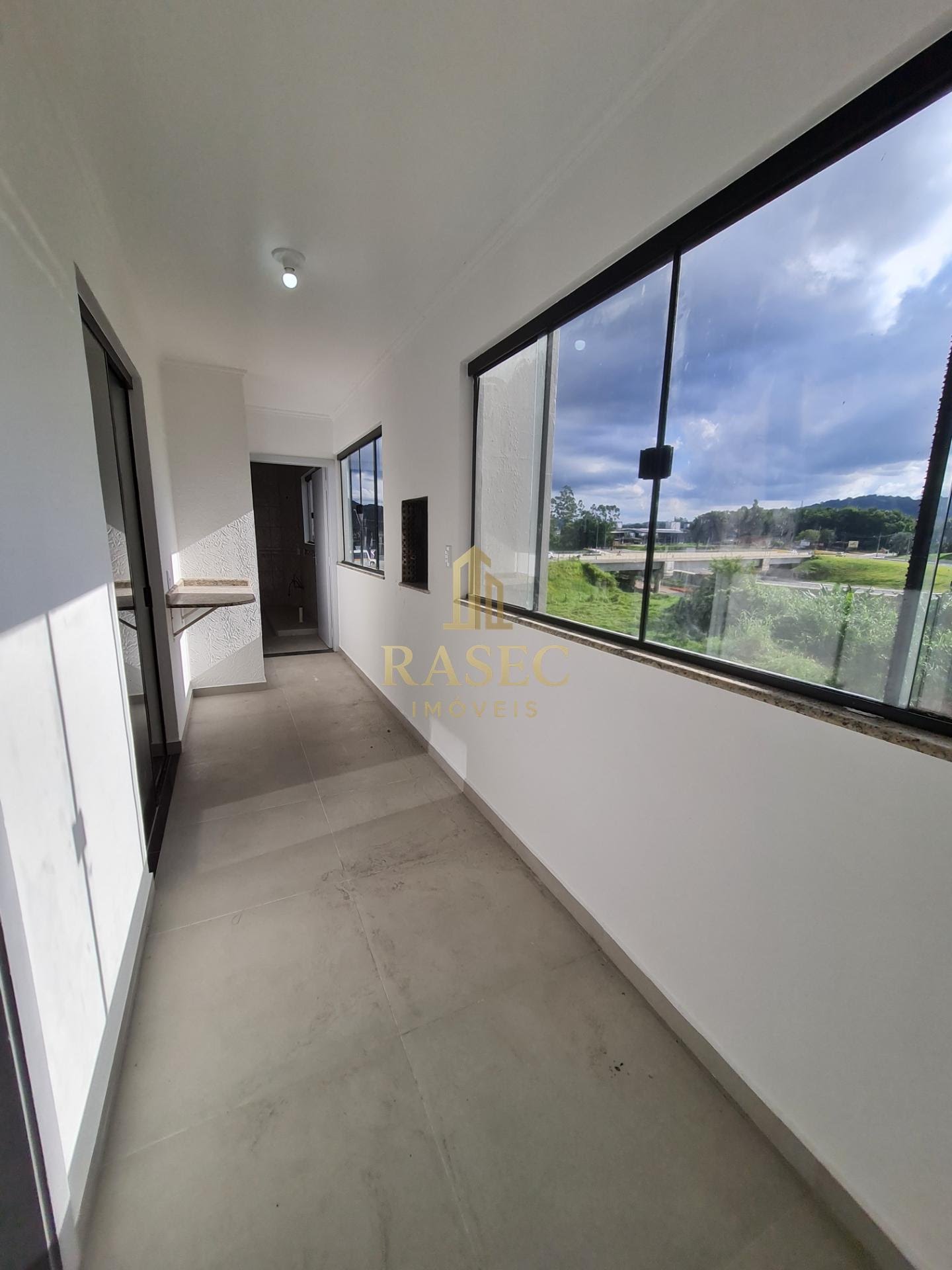 Apartamento para alugar com 2 quartos, 2 banheiros, 1 vaga e 90m² no Souza Cruz, Brusque (SC) — foto 9 de 10