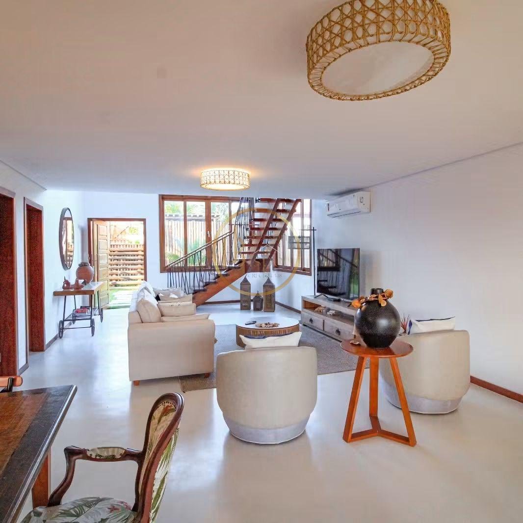 Casa à venda com 5 quartos, 5 suítes, 5 vagas e 356m² no Trancoso, Porto Seguro (BA) — foto 2 de 10
