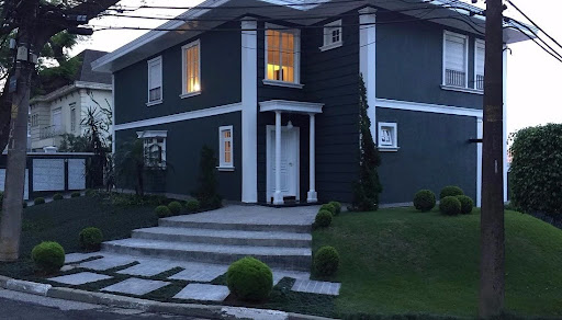 Casa em condomínio com 3 suítes 2 vagas a venda no Morumbi