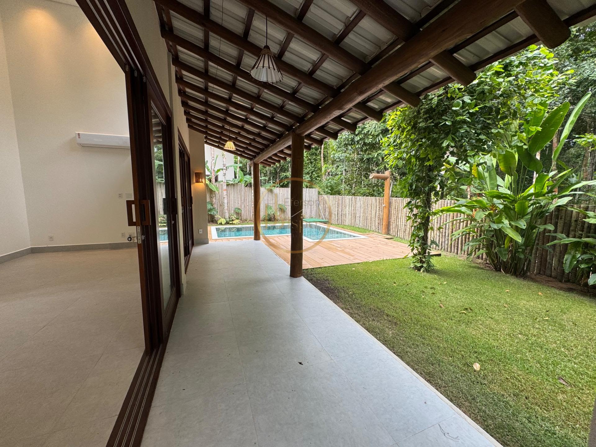 Casa à venda com 4 quartos, 4 suítes, 2 vagas e 230m² no Arraial D'ajuda, Porto Seguro (BA) — foto 17 de 17