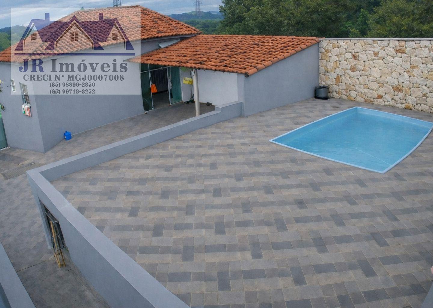 Casa à venda com 2 quartos, 1 banheiro, 2 vagas e 250m² no Santa Barbara, Piranguinho (MG) — foto 2 de 29