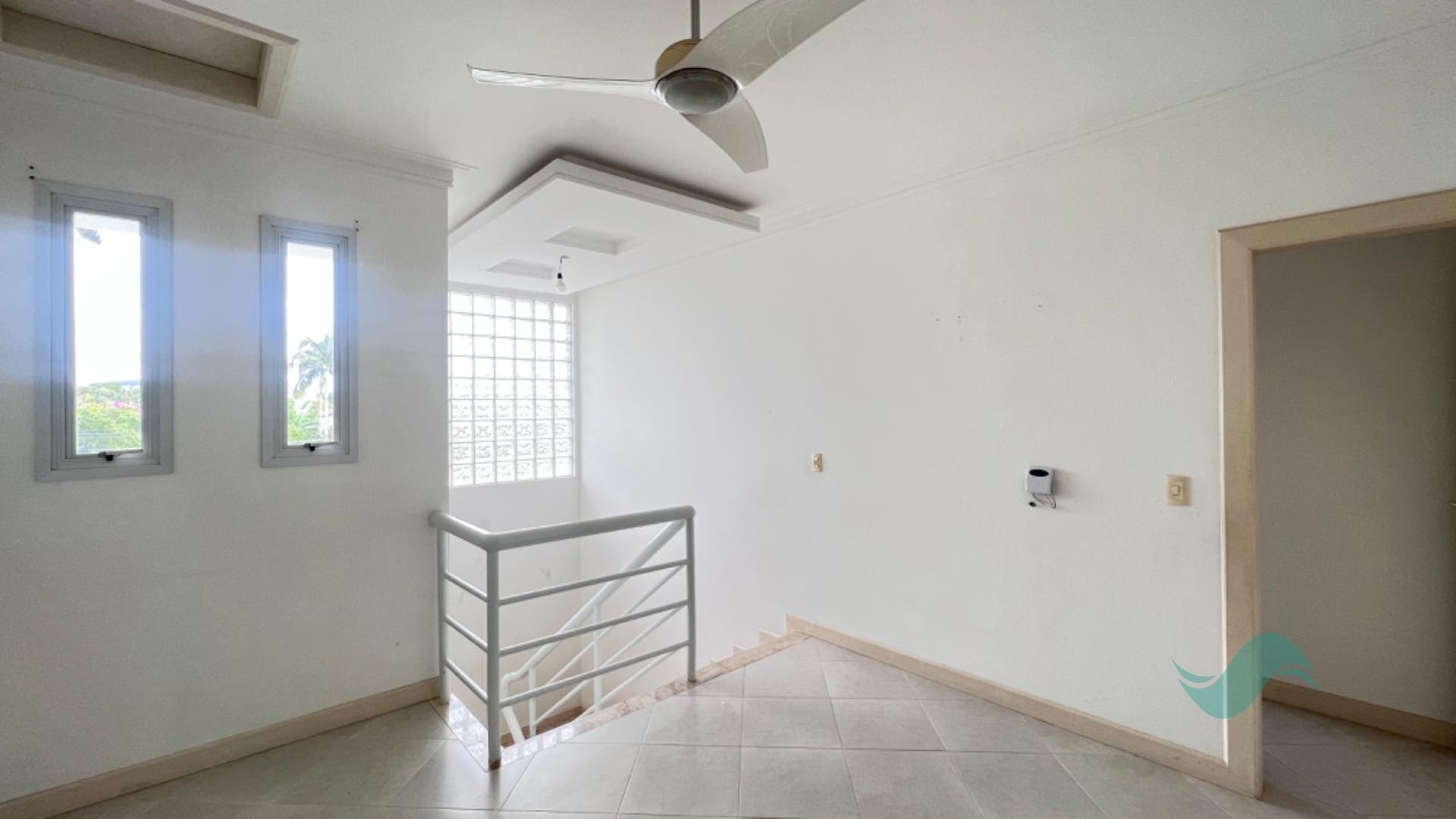 Casa à venda com 4 quartos, 3 suítes, 2 vagas e 286m² no Jurerê, Florianópolis (SC) — foto 2 de 23