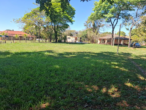 Chácara à venda em São Pedro: 2 dorms, 180m², R$ 550 mil