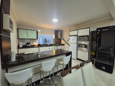 Casa para locação anual em Perequê  -  Porto Belo