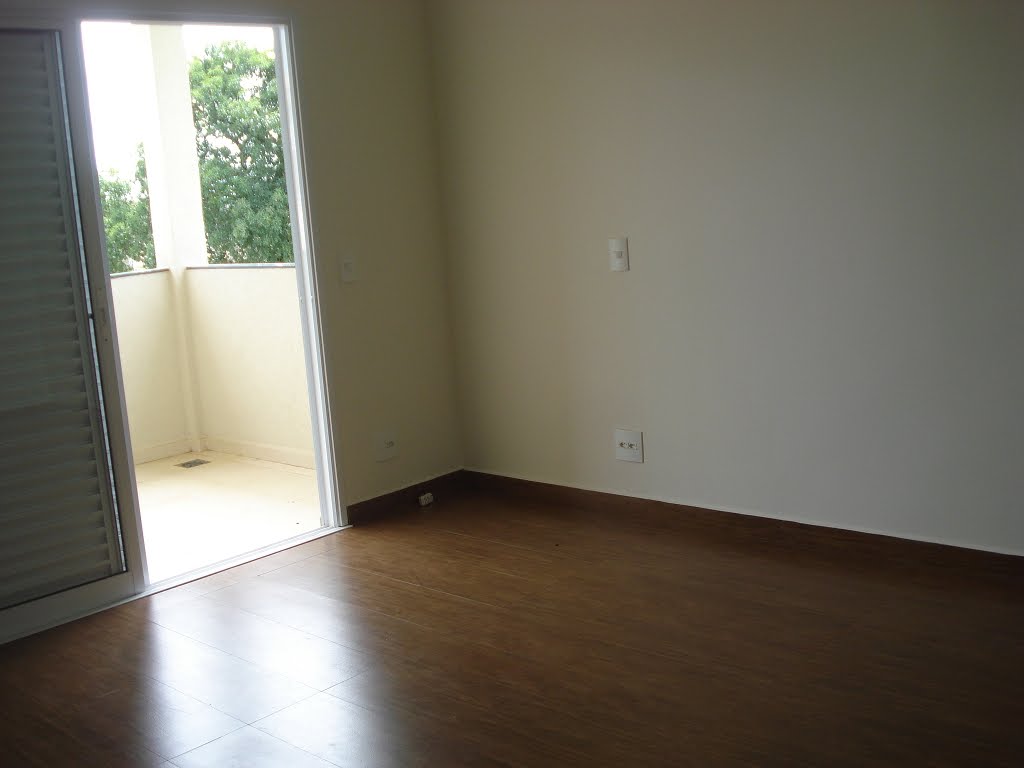 Quarto com sacada