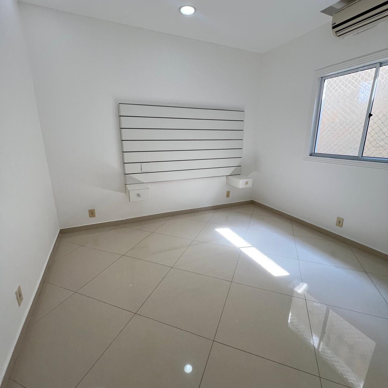 Casa para alugar com 3 quartos, 3 suítes, 1 vaga e 180m² no Vargem Grande, Rio de Janeiro (RJ) — foto 12 de 24