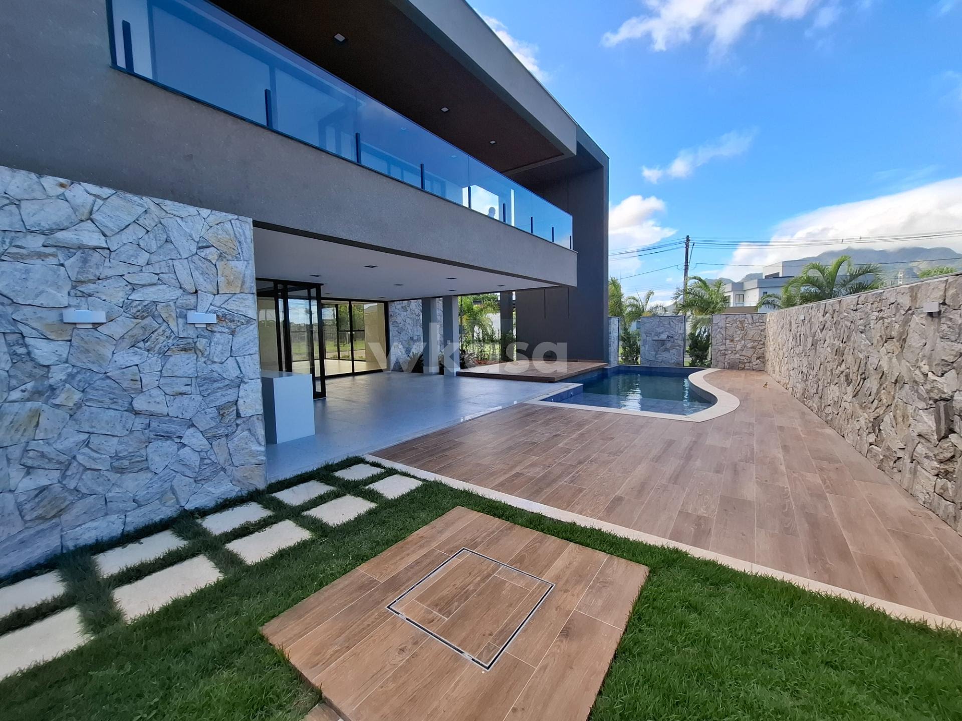 Casa à venda com 4 quartos, 4 suítes, 3 vagas e 423m² no Alphaville Jacuhy, Serra (ES) — foto 19 de 30