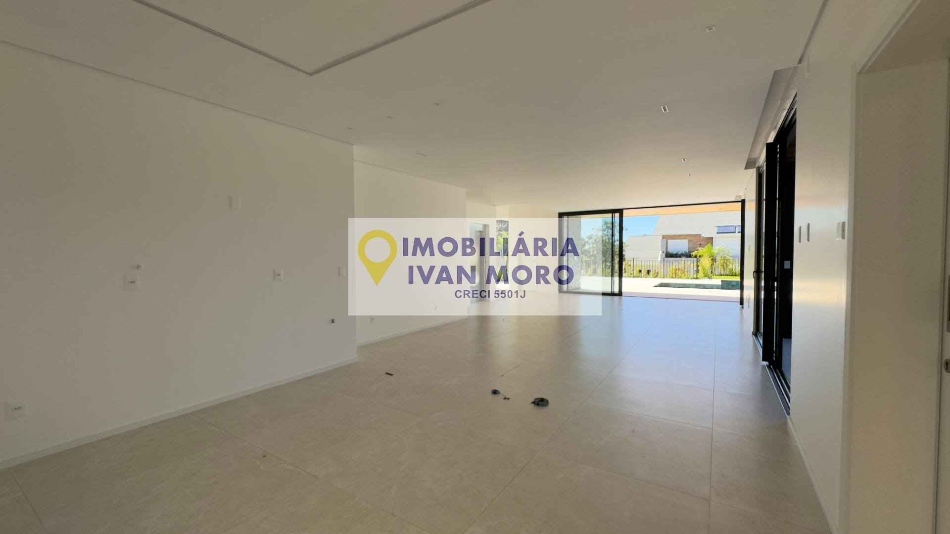 Casa à venda com 5 quartos, 5 suítes, 4 vagas e 467m² no Lagoa da Conceição, Florianópolis (SC) — foto 4 de 30