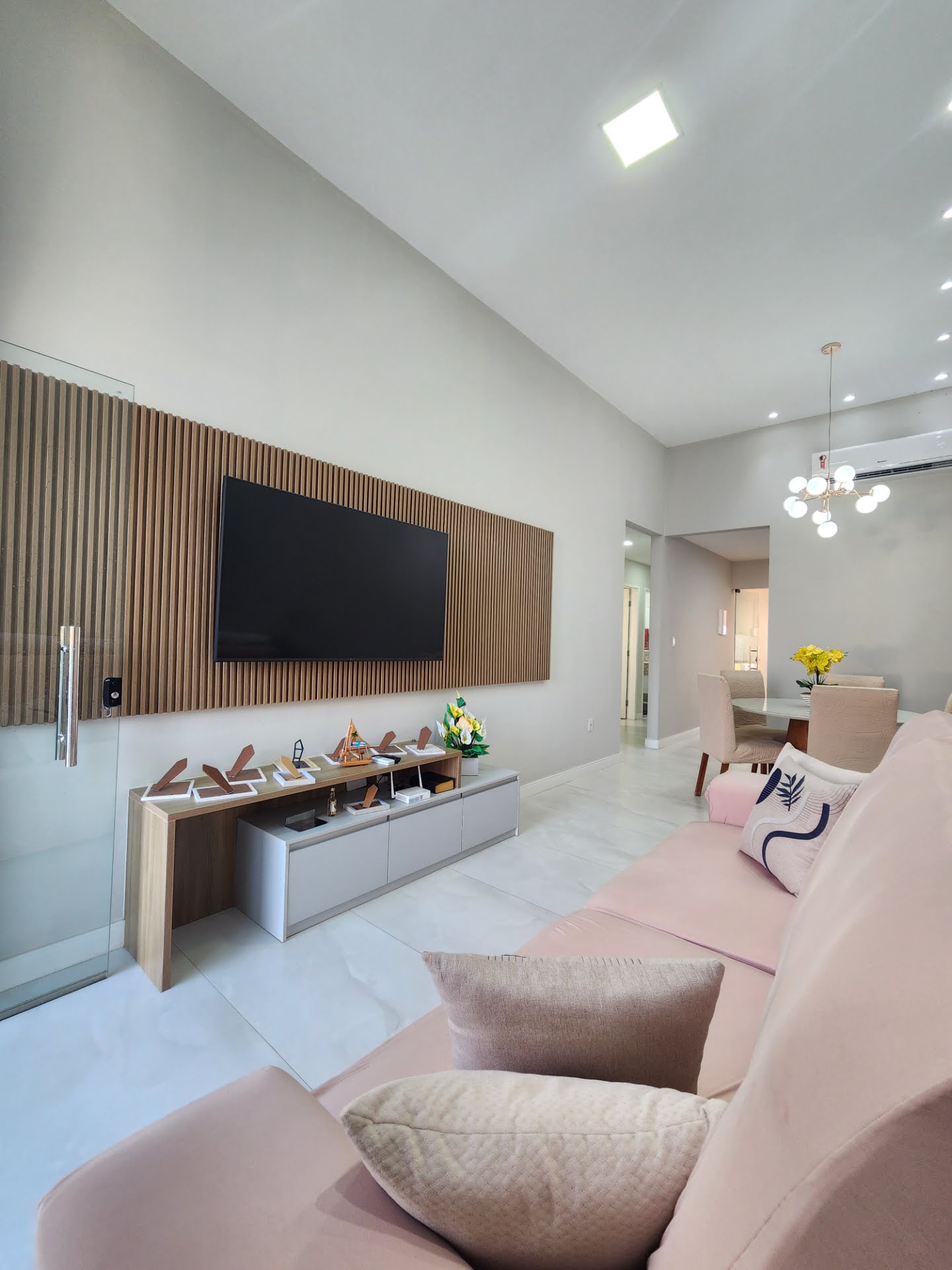 Casa à venda com 3 quartos, 1 suíte, 4 vagas e 150m² no Sim, Feira de Santana (BA) — foto 4 de 17
