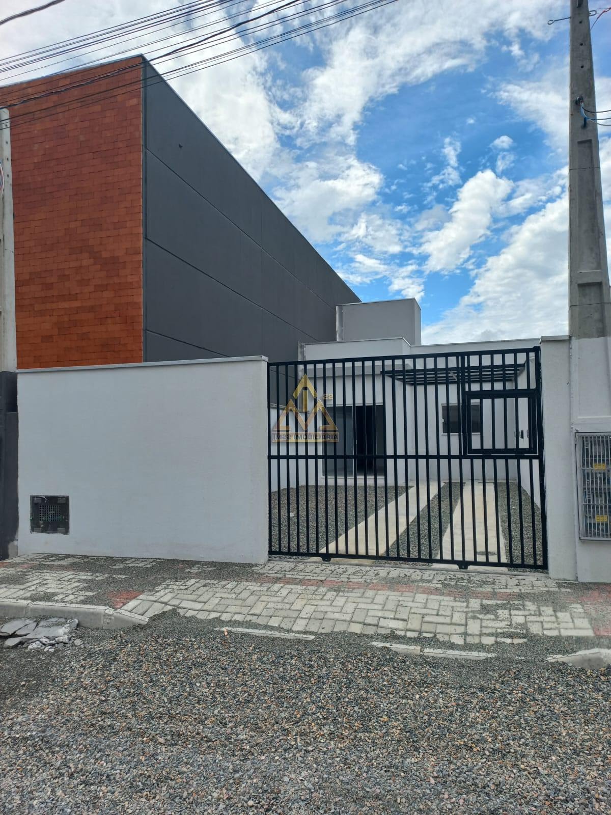 Casa à venda com 2 quartos, 1 banheiro, 3 vagas e 60m² no Bela Vista, Balneário Piçarras — foto principal