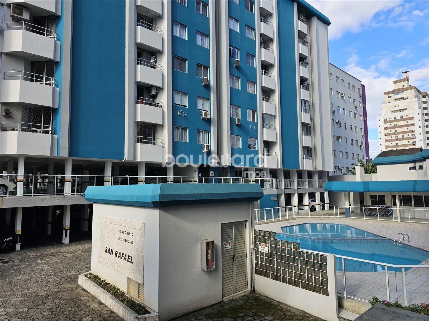 Apartamento à venda com 2 quartos, 1 banheiro, 1 vaga e 60m² no Barreiros, São José (SC) — foto 17 de 19