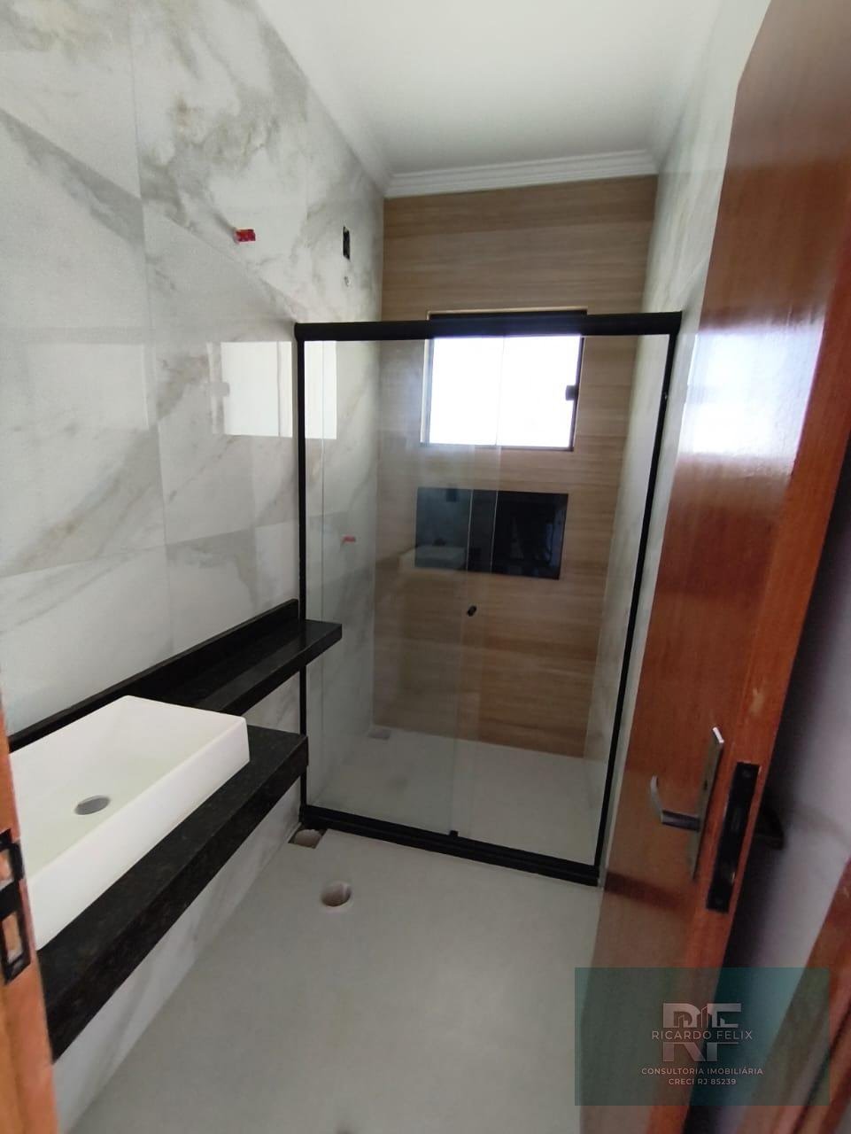 Casa à venda com 3 quartos, 1 suíte, 2 vagas e 200m² no Enseada das Gaivotas, Rio das Ostras (RJ) — foto 16 de 21