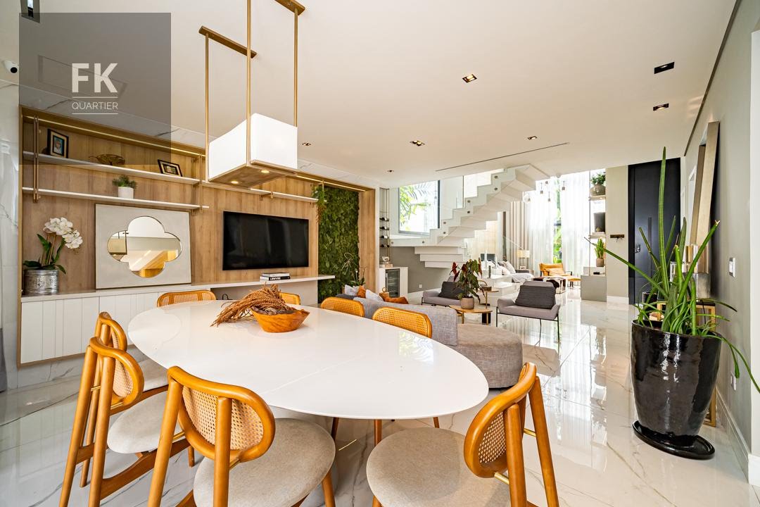 Casa à venda com 5 quartos, 5 suítes, 4 vagas e 370m² no Cidade Tamboré, Santana de Parnaíba (SP) — foto 10 de 30
