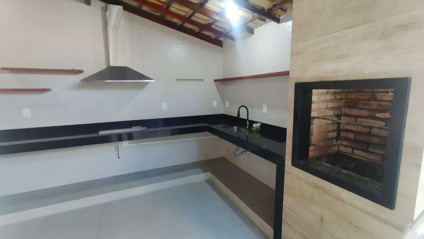 Casa à venda com 3 quartos, 3 banheiros, 2 vagas e 150m² no Extensão do Bosque, Rio das Ostras (RJ) — foto 4 de 8