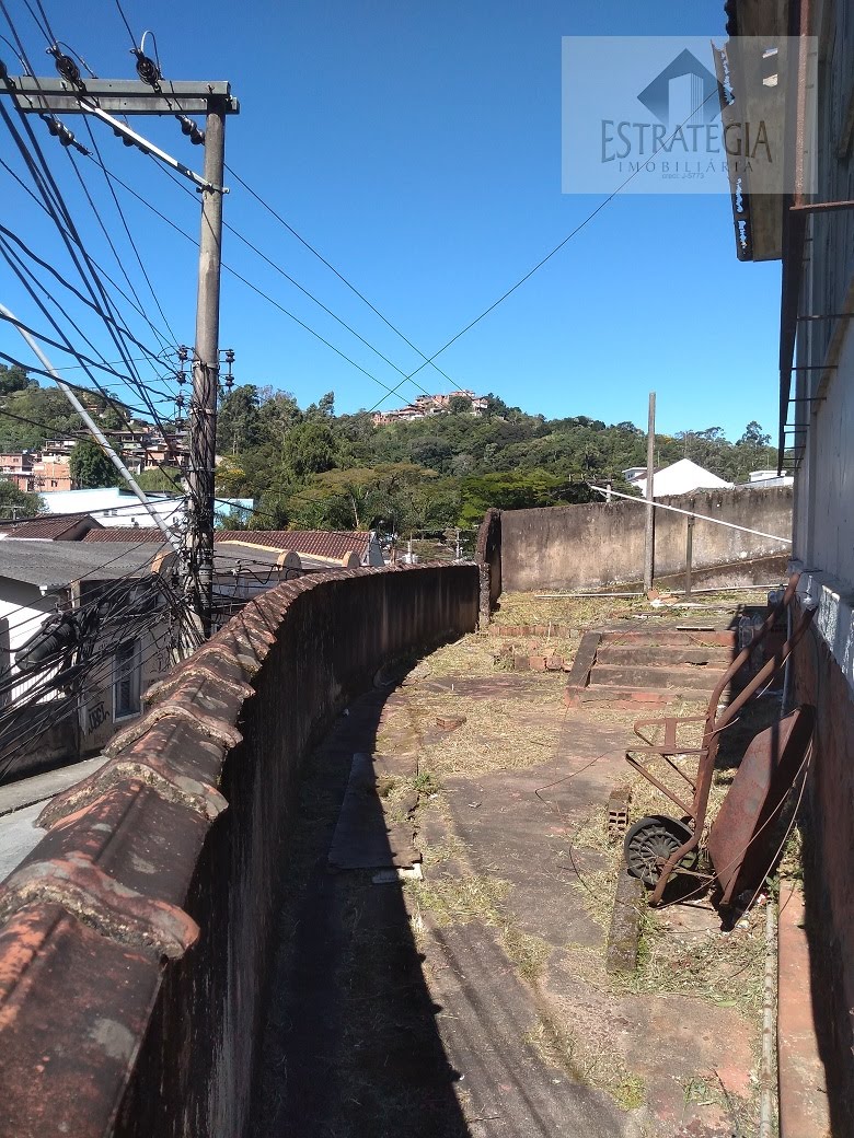 Casa à venda com 3 quartos, 1 banheiro, 2 vagas e 96m² no Centro, Petrópolis (RJ) — foto 8 de 8