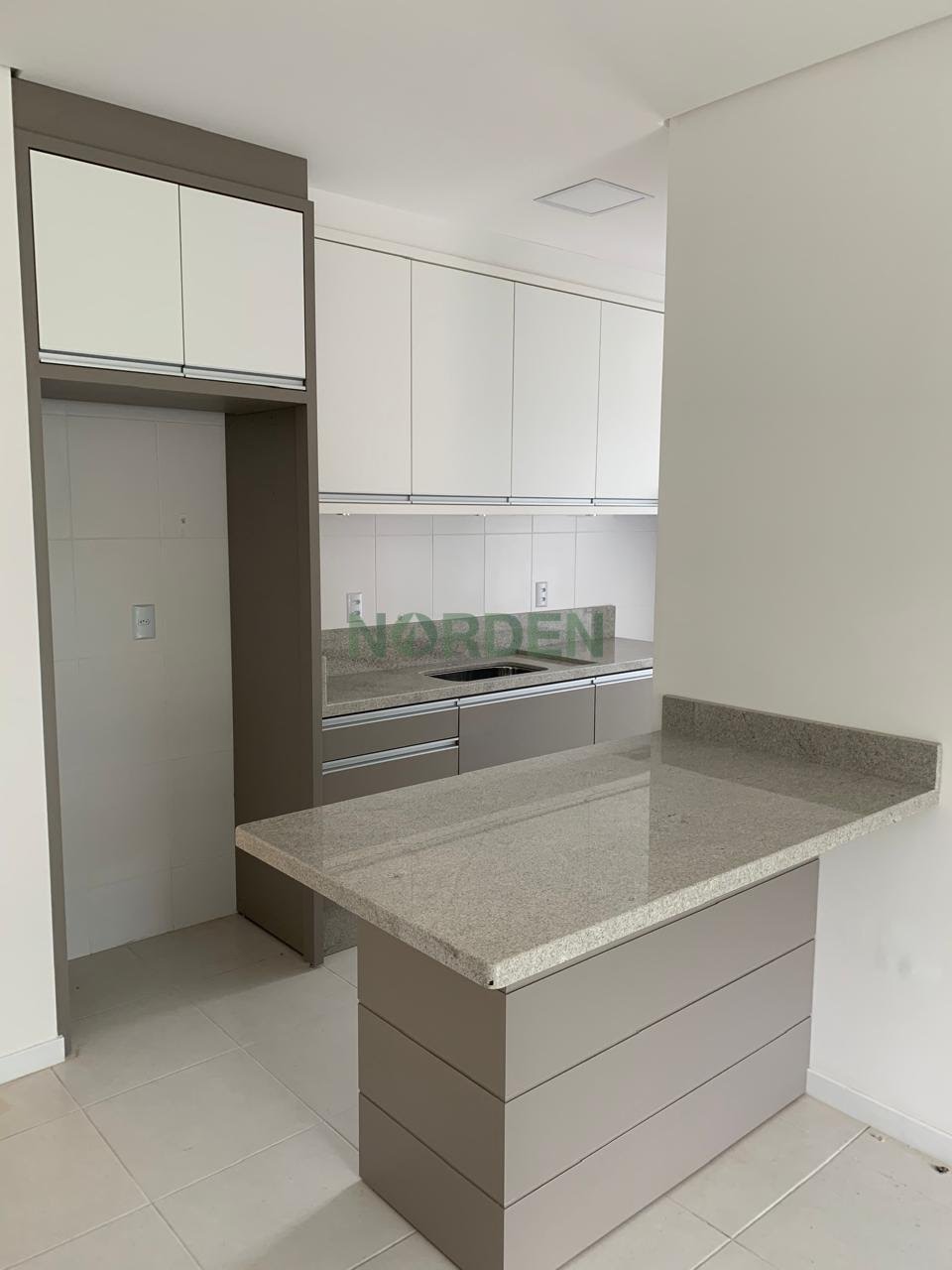 Apartamento de 74 m² com 3 quartos no Apartamento 3 Quartos 74m² — Canasvieiras, Canasvieiras