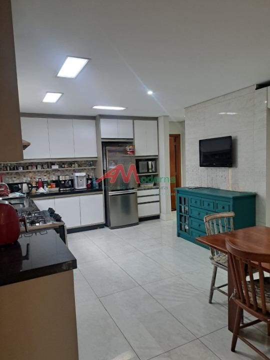 Casa à venda com 4 quartos, 1 suíte, 2 vagas e 273m² no Rudge Ramos, São Bernardo do Campo (SP) — foto 10 de 30