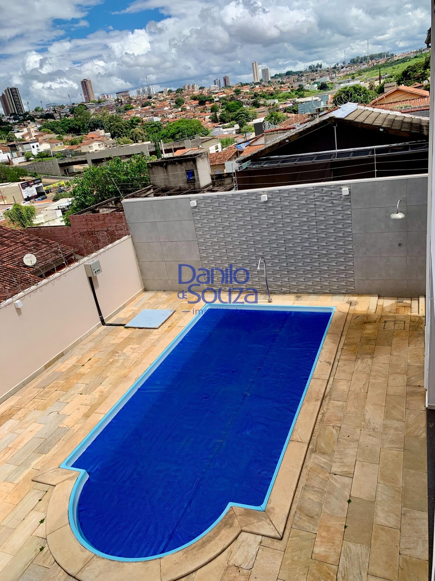 Casa à venda com 4 quartos, 1 suíte, 2 vagas e 360m² no Alvorada, Araxá (MG) — foto 17 de 28