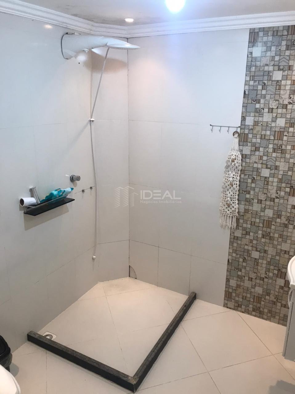 Casa à venda com 4 quartos, 3 suítes, 2 vagas e 200m² no Parque Aeroporto, Macaé (RJ) — foto 13 de 30
