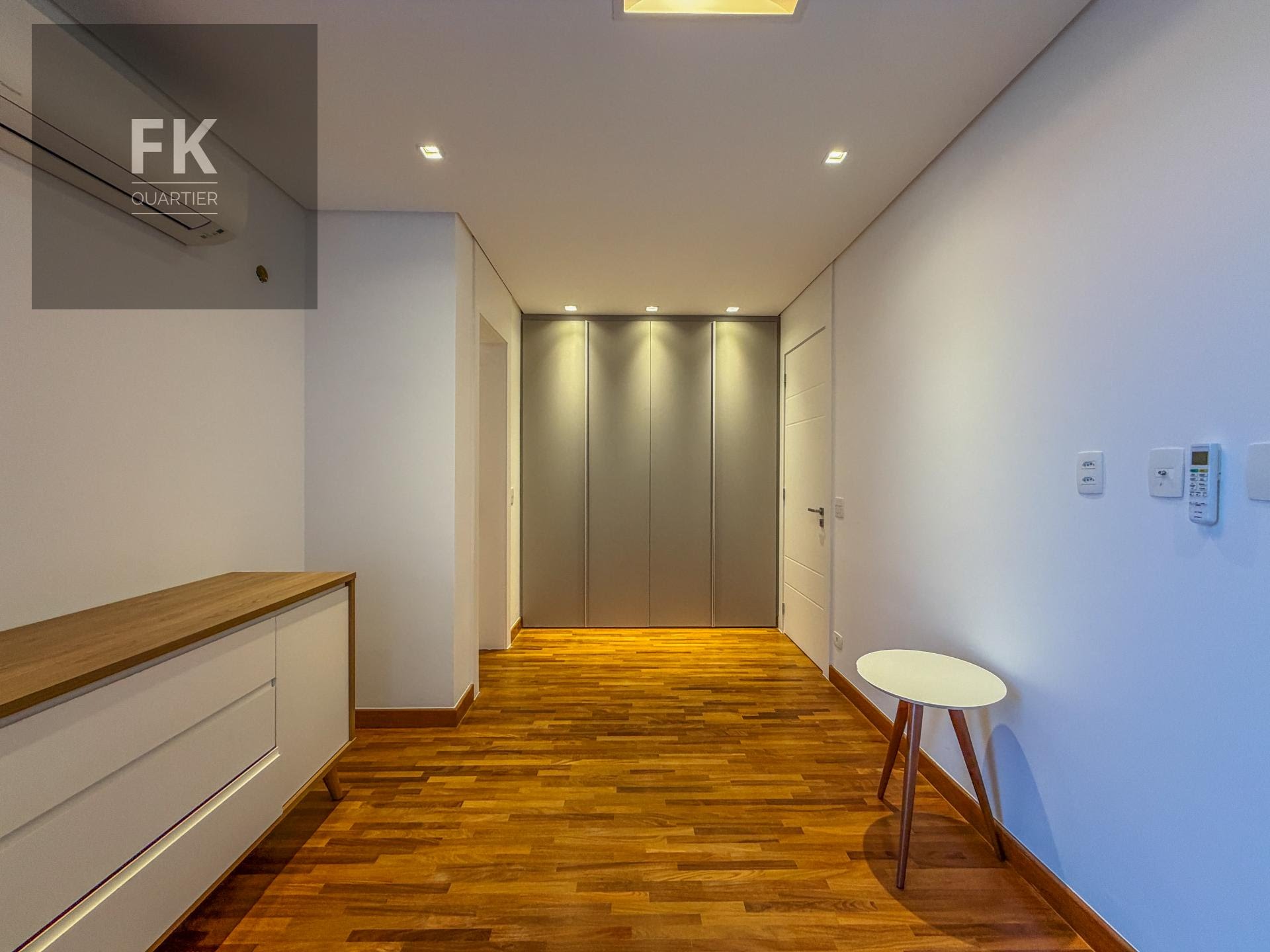 Casa à venda com 4 quartos, 4 suítes, 9 vagas e 446m² no Tamboré, Barueri (SP) — foto 10 de 30