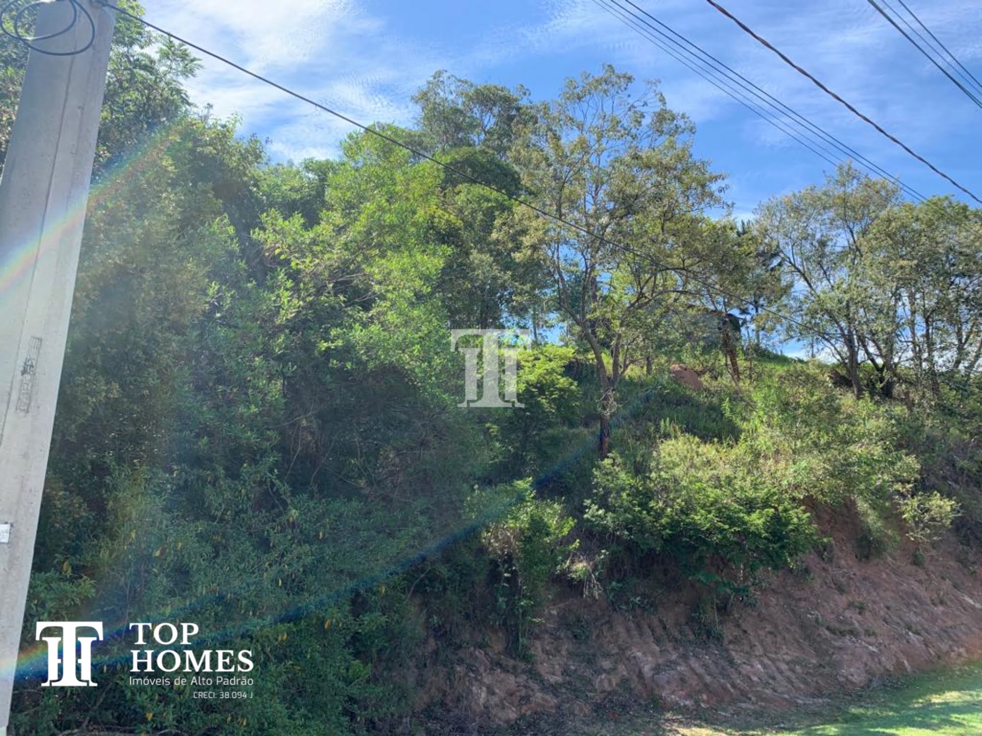 Terreno à venda no condomínio de alto padrão Parque dos Manacás em Jundiaí/Sp
