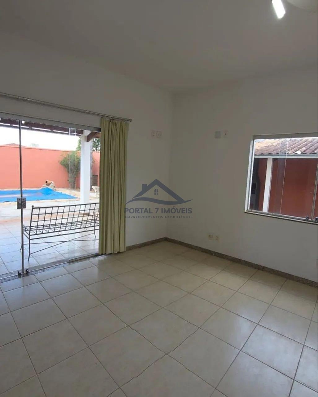 Casa à venda com 2 quartos, 2 suítes, 4 vagas e 780m² no Santa Rita de Cassia, Sete Lagoas (MG) — foto 4 de 8