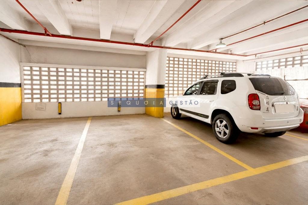Comercial à venda com 1 banheiro, 4 vagas e 381m² no Floresta, Porto Alegre (RS) — foto 17 de 24
