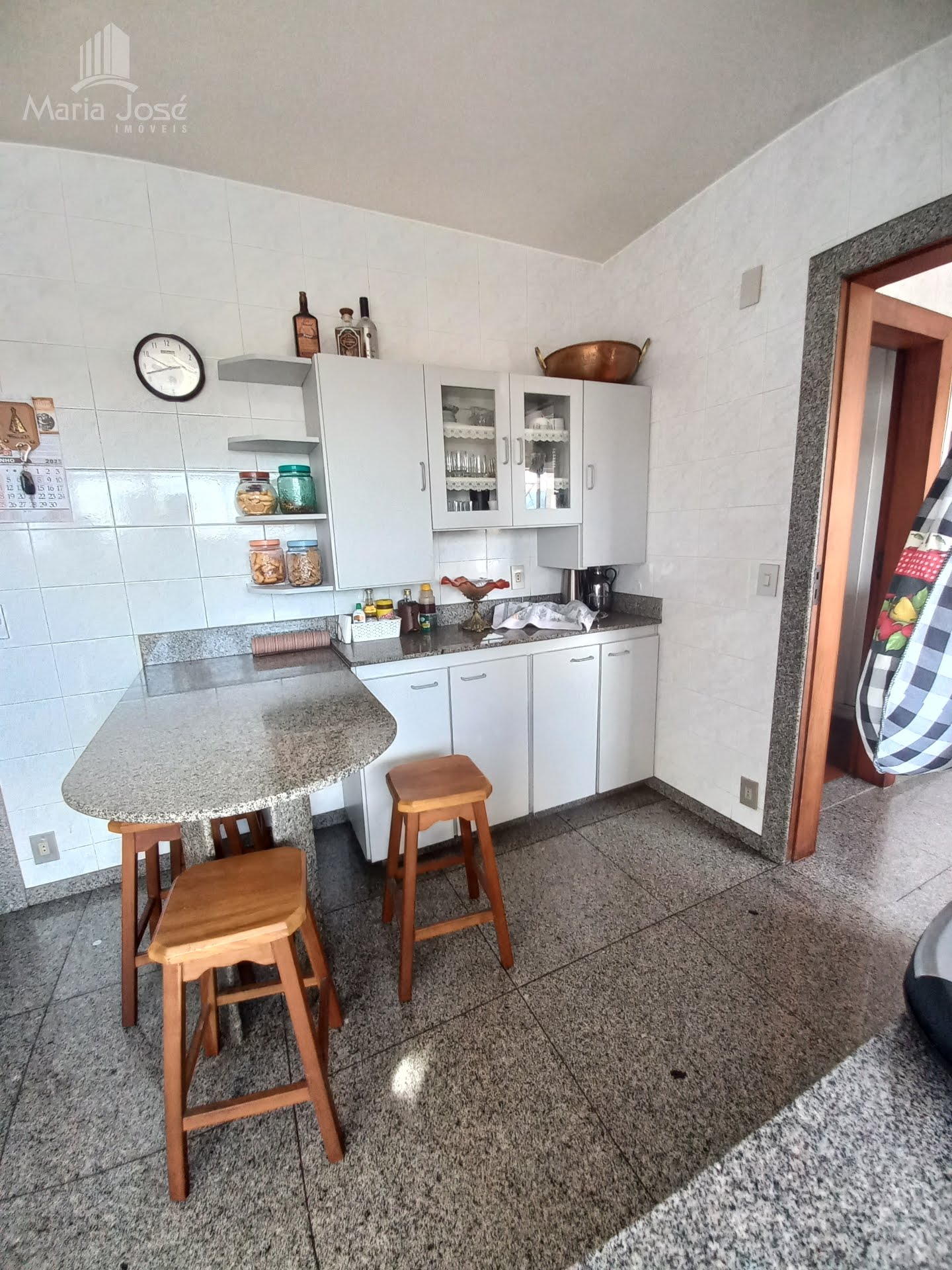 Apartamento à venda com 3 quartos, 1 suíte, 2 vagas e 130m² no Centro, Sete Lagoas (MG) — foto 13 de 30