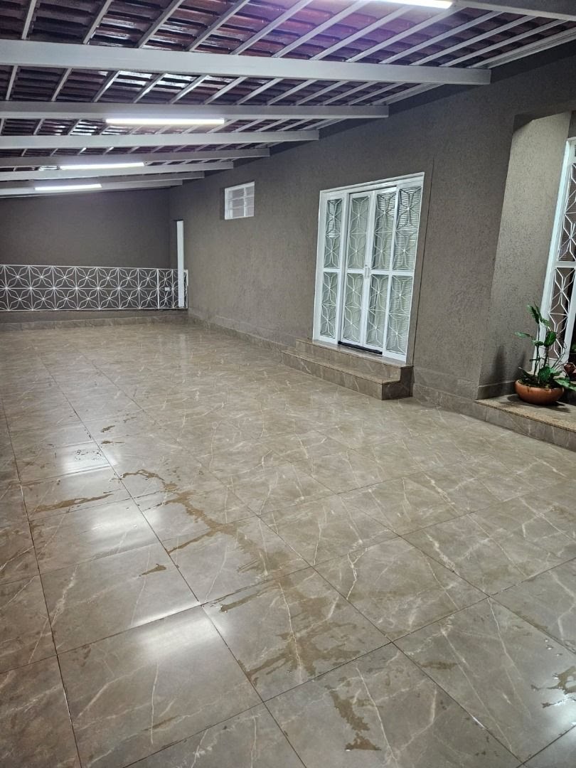 Casa à venda com 3 quartos, 1 suíte, 3 vagas e 280m² no Parque Industrial Lagoinha, Ribeirão Preto (SP) — foto 3 de 30