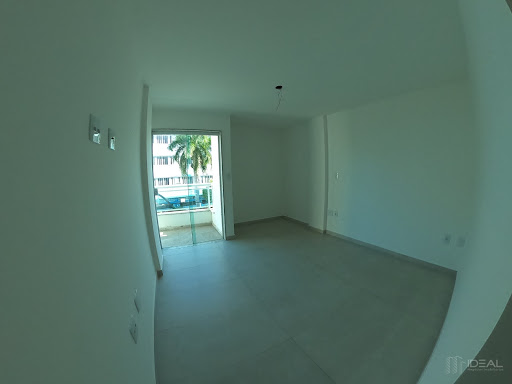 Apartamento com dois quartos à venda da Av. Alberto Torres em Campos RJ 
