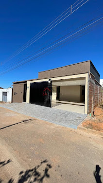 Perfeita Casa à Venda no Bairro Riviera Park - 3 Suítes por R$ 1.100.000