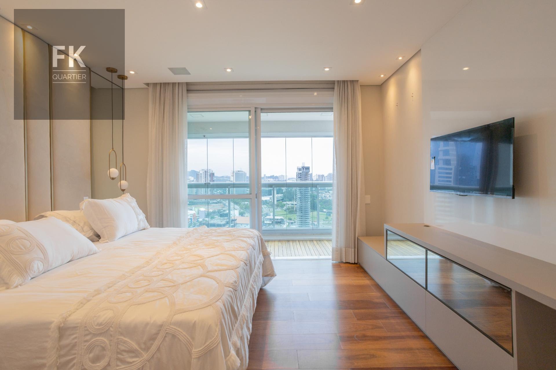 Apartamento à venda com 4 quartos, 4 suítes, 4 vagas e 338m² no Alphaville Empresarial, Barueri (SP) — foto 25 de 30
