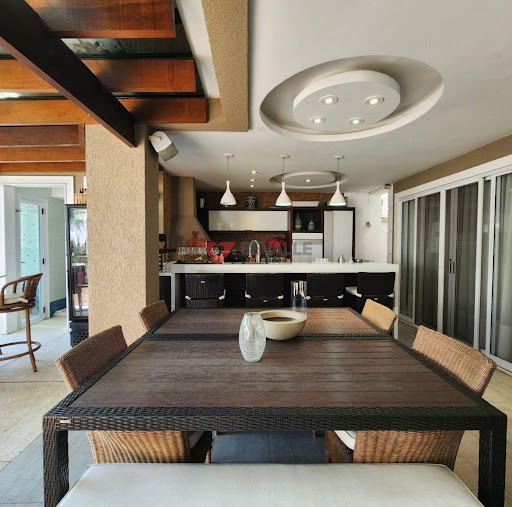 Casa à venda na Barra da Tijuca: 400m², 3 suítes, 3 vagas