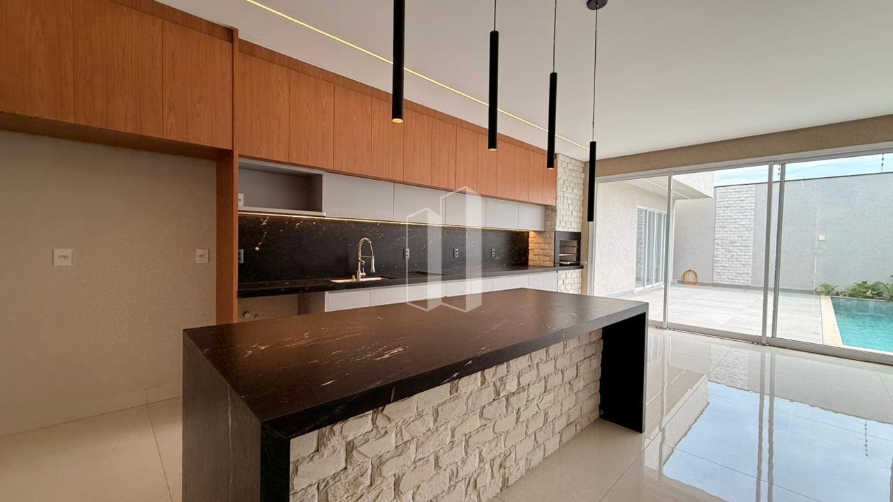 Casa à venda com 4 quartos, 4 suítes, 4 vagas e 207m² no Jardim Europa, Goiânia (GO) — foto 16 de 30
