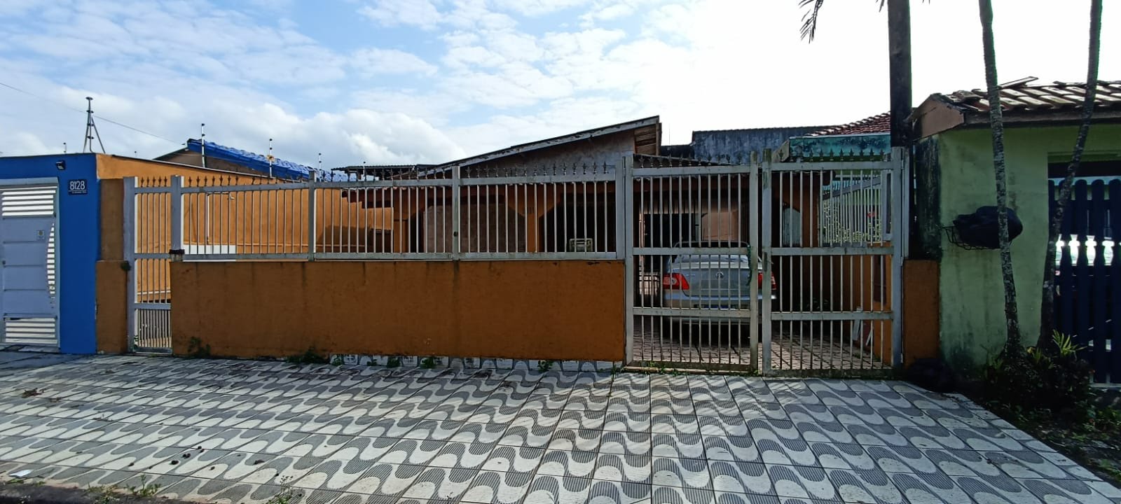 Apartamento à venda com 2 quartos, 3 banheiros, 6 vagas e 280m² no Mongaguá — foto principal